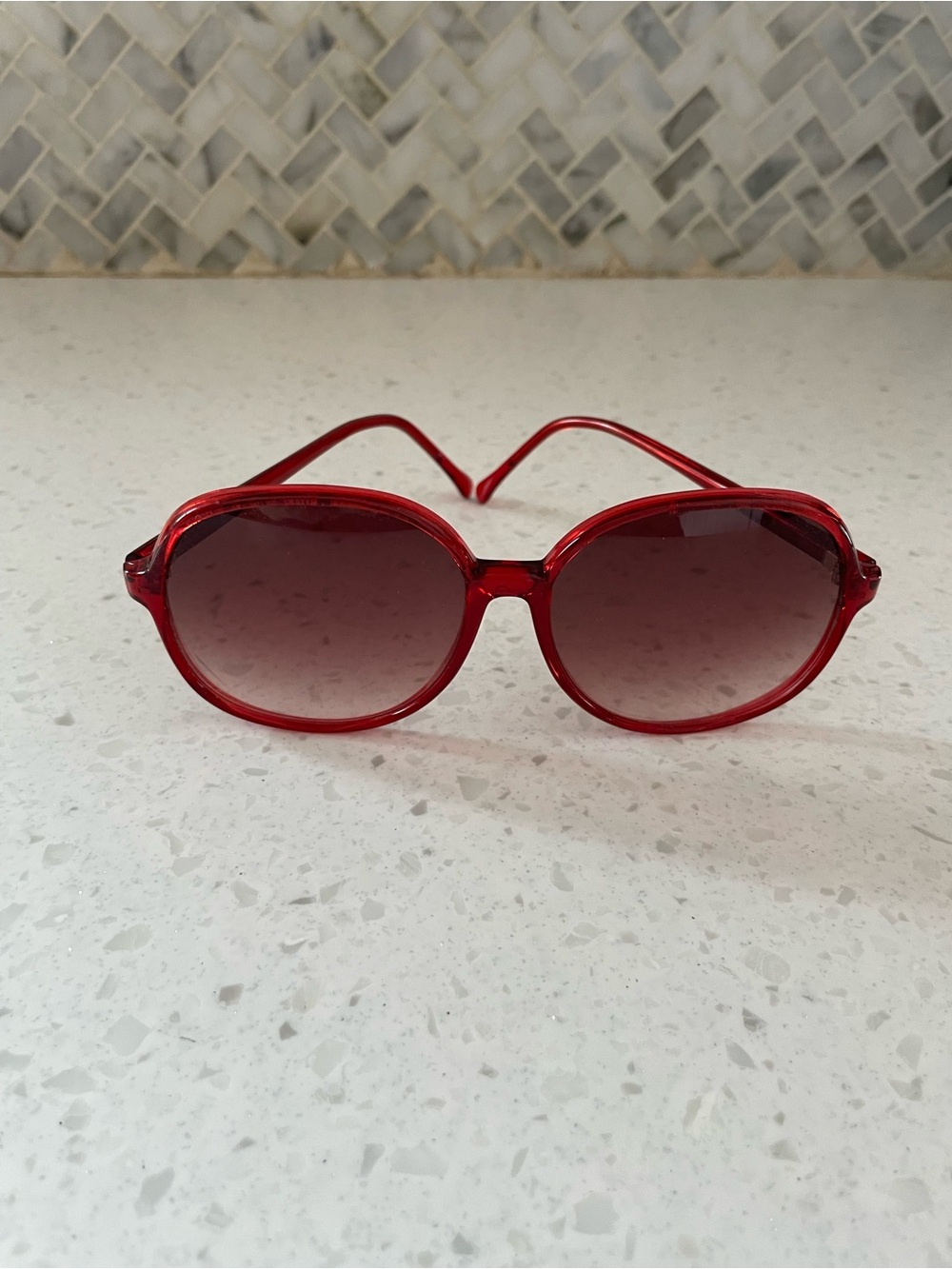 Vintage Foster Grant Red Round Women's Sunglasses Big 70s/80s